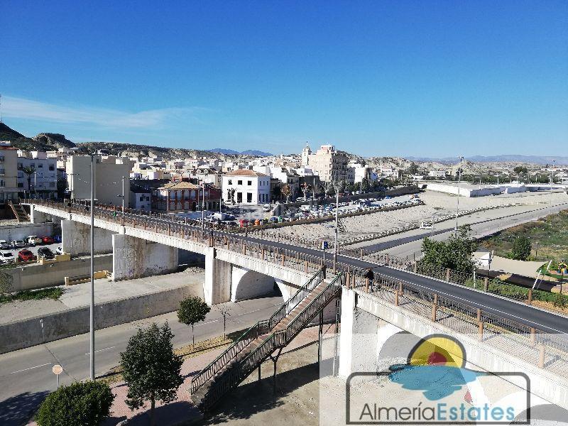 Foto a25d6f45-4d50-40cc-b9dc-6162ebd8be31. Pis a Albox