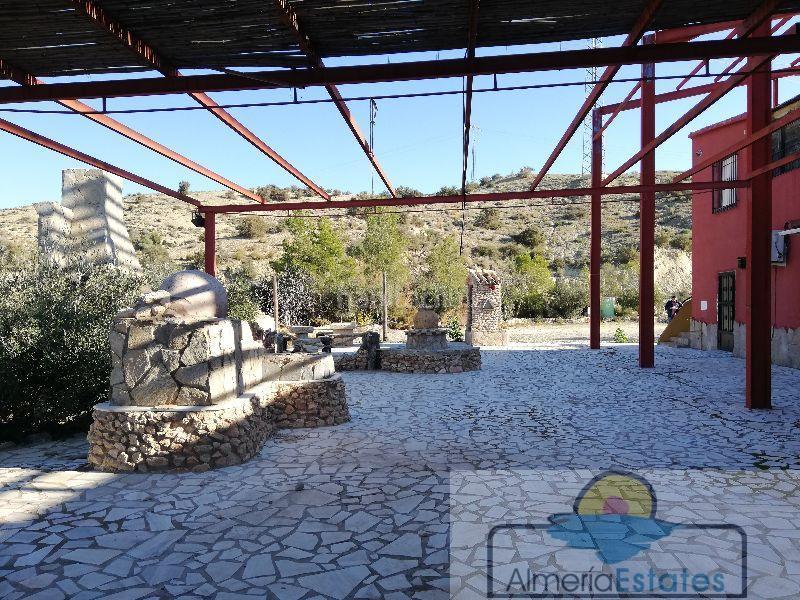 Foto 50c2a9b3-5912-456d-8756-5b639addec8d. Local comercial local en Arboleas