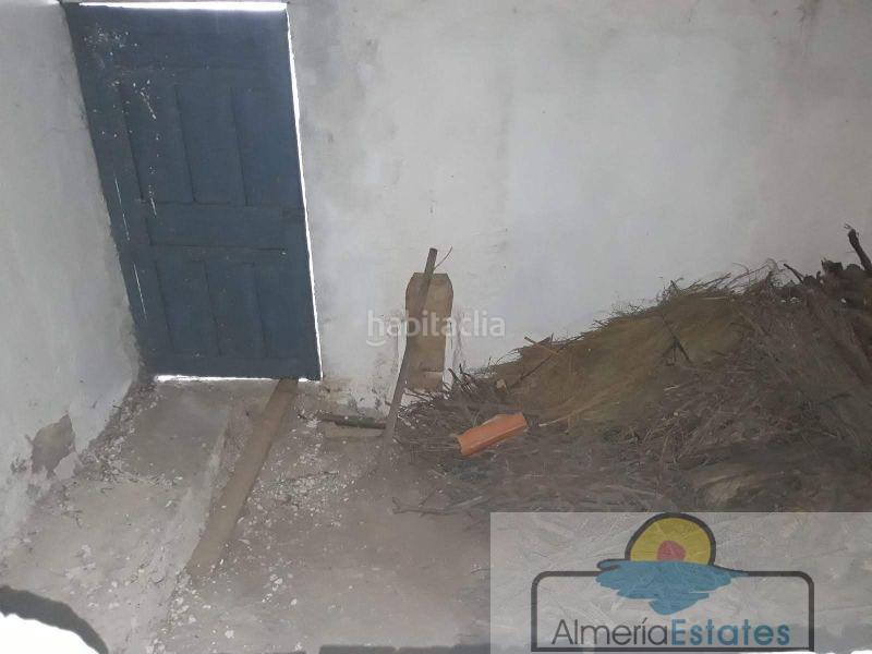 Foto a01503d2-f1be-4504-85cd-bb36b6e4cefa. Casa  en Cúllar