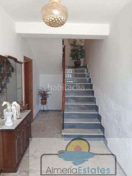 Foto b53b06b1-b174-4c8a-a847-78fe0cd9d99c. Casa  en Cúllar