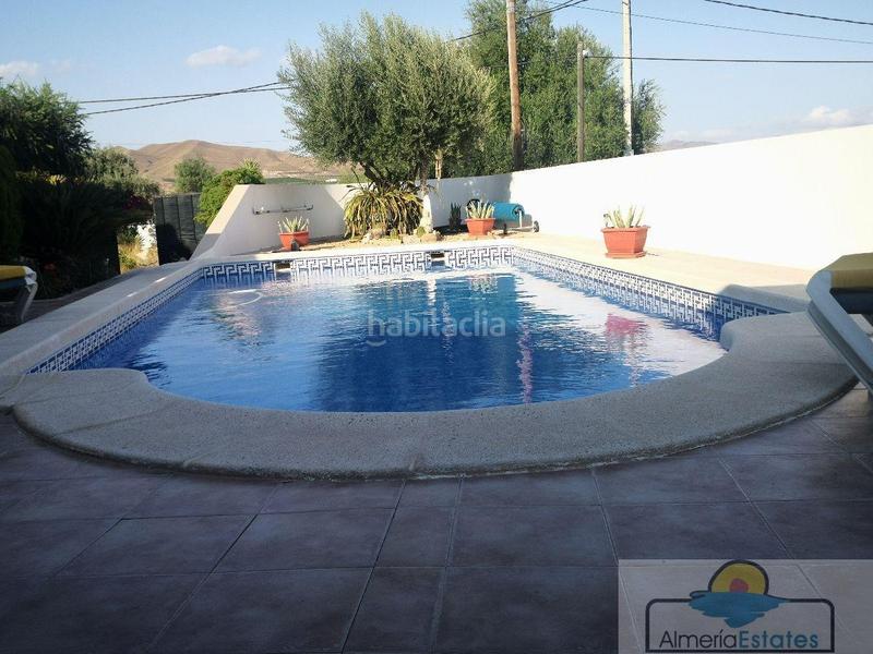 Foto a142ee5b-ebf6-4cf1-9d1e-e55d04f47ccb. Chalet villa en Zurgena