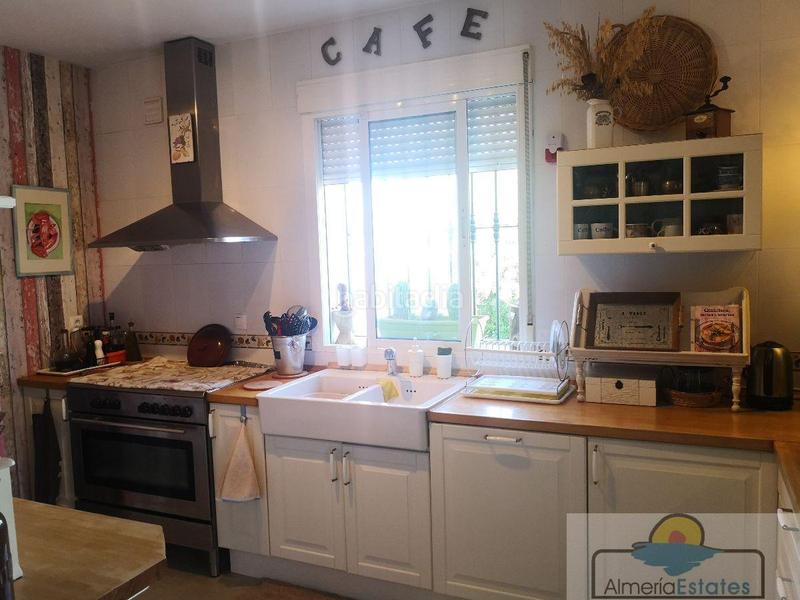 Foto cd488eff-137d-4563-870b-573ea71dd543. Chalet villa en Zurgena