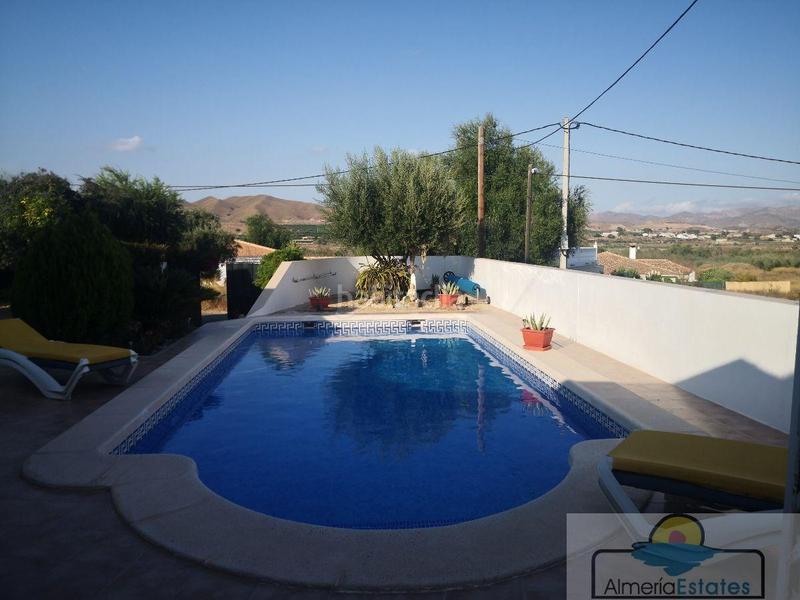 Foto e412011b-ccd2-4b3c-8cce-59f71435ea14. Chalet villa en Zurgena