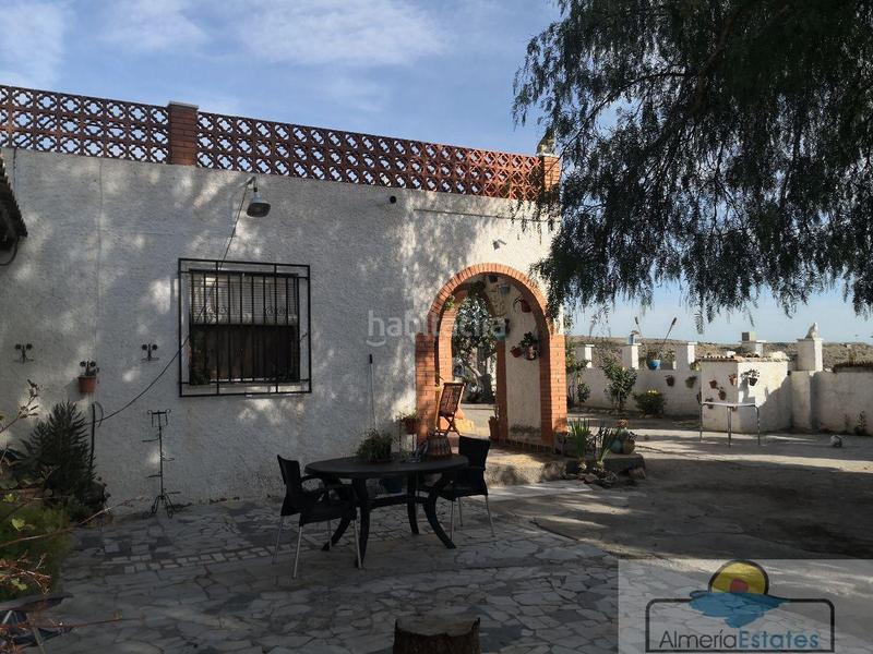 Foto 6c0bef7d-7163-4cc9-bbcd-fe2e521093db. Chalet dans Albox