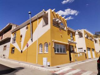 Maison à Fines. Finescasa