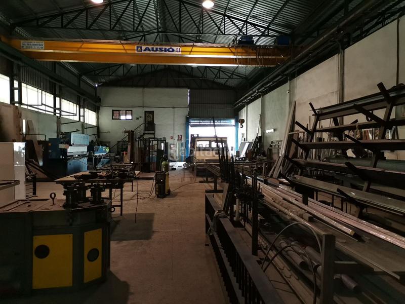 Foto 41b928f3-3f4a-45a0-869e-3c912b575057. Nave industrial nave en Macael