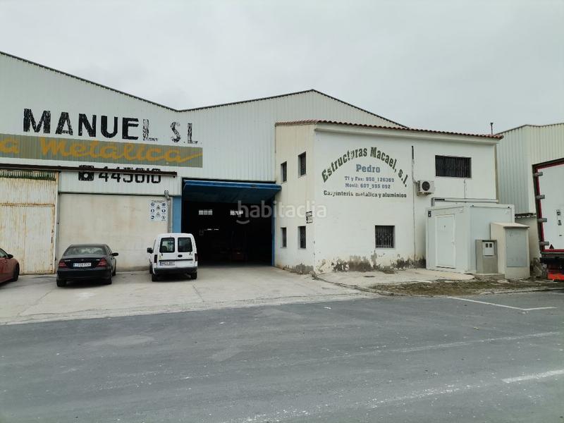 Foto 5064ee39-fc5a-4775-b2bb-a68e109c64f7. Nave industrial nave en Macael
