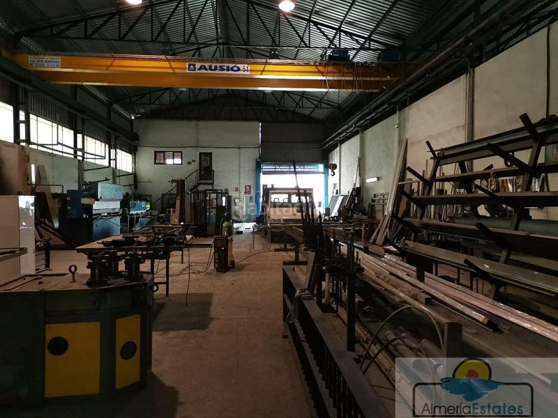 Foto 861a756a-1f72-4682-8231-851e3bdac725. Nave industrial nave en Macael