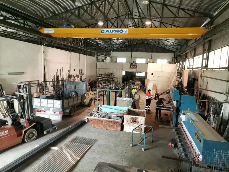 Foto e58527fc-188f-4d1a-92a5-5e8de56ba094. Nave industrial nave en Macael