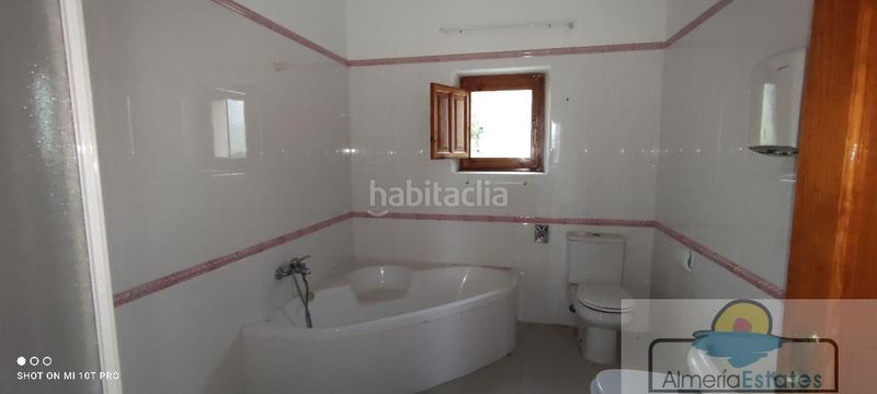 Foto ef1d1560-3e18-41a1-b2fa-fce7bc8e1e51. Chalet in Arboleas