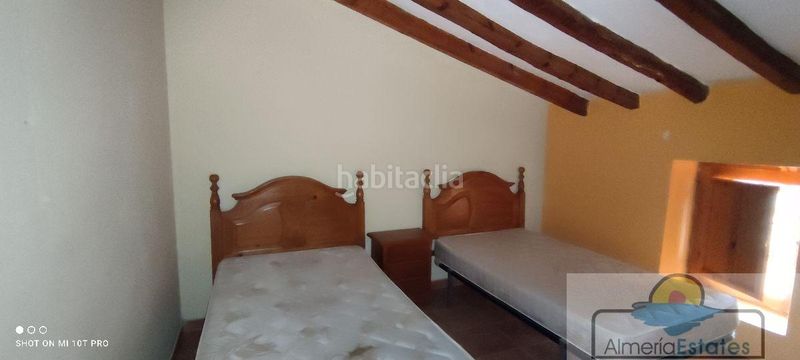 Foto f1397971-1bf7-4c43-a947-bd95783f1f42. Chalet in Arboleas