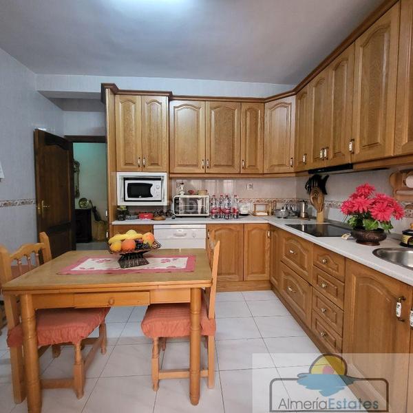 Foto ce76765f-18cd-44d4-8377-56796f316b7d. Pis a Albox