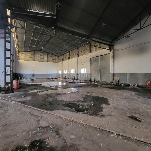 Foto ce71e012-9749-4544-9915-9bad997fa16c. Bâtiment à usage industriel dans Macael