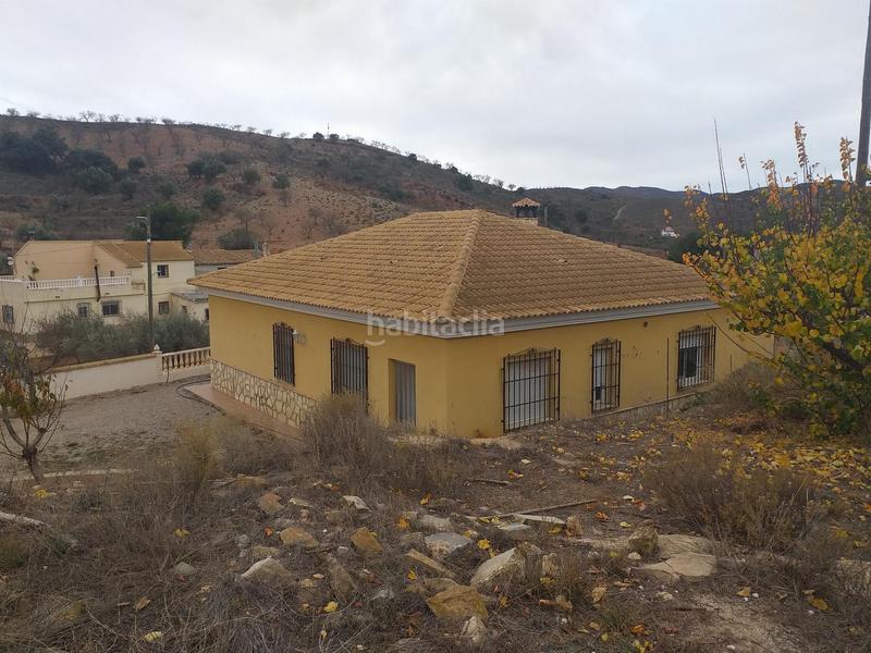 Foto 0a00681f-88ff-4557-ba0d-cdcc2ef27d68. Chalet in Lubrín