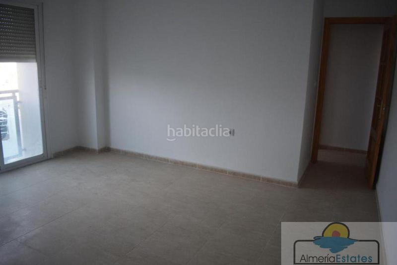 Foto 4d29ebed-7654-40d1-bd77-327504fc1051. Pis amb aparcament a Fines