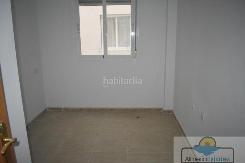 Foto 8bdfc83a-0337-4129-9349-3f70a6353043. Pis amb aparcament a Fines