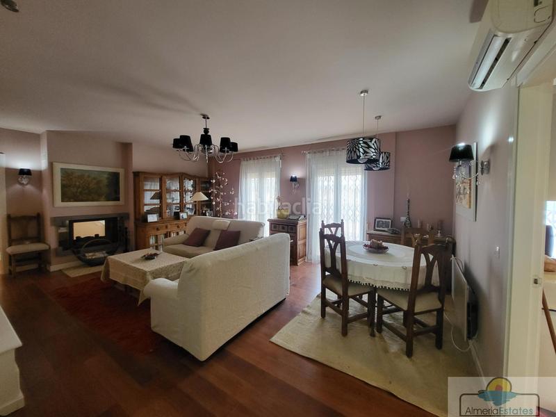 Foto 39092740-7d53-4a36-8bf1-ec73b5269973. Pis a Albox