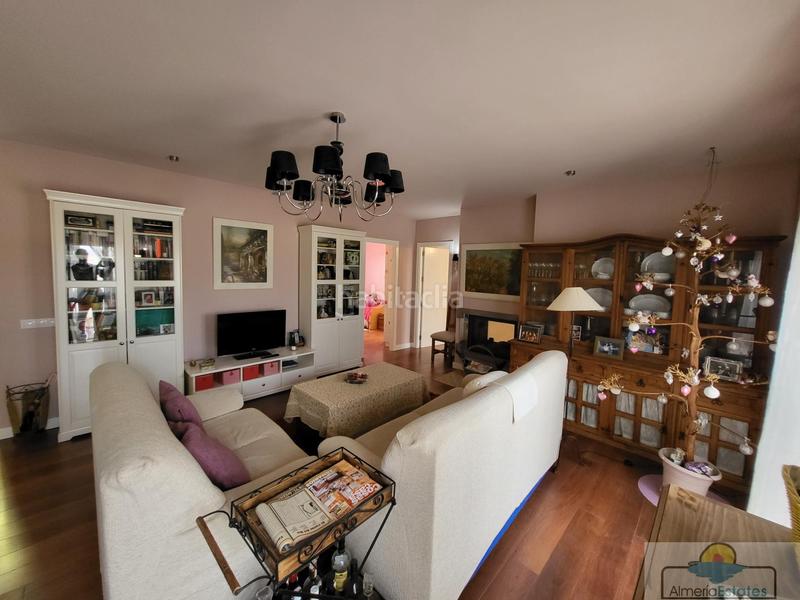 Foto 42aa688a-967a-48d3-a689-90d420b9aa41. Pis a Albox