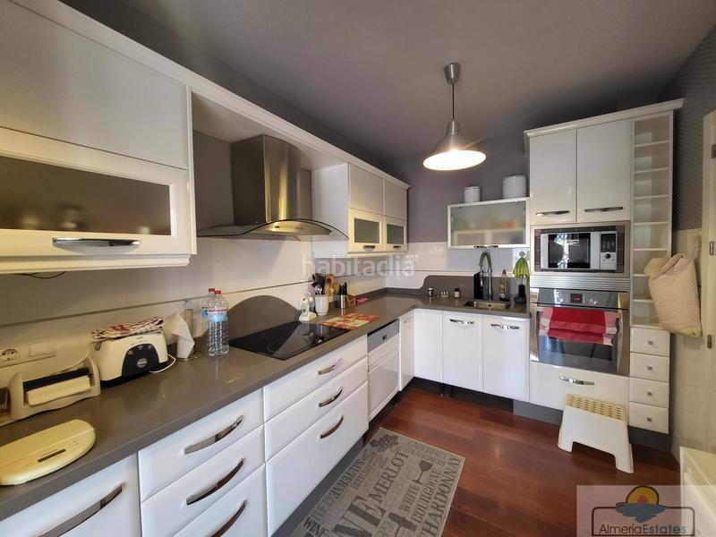 Foto f21e4ea9-b3fb-4ddd-ba31-1d1f49faa316. Pis a Albox