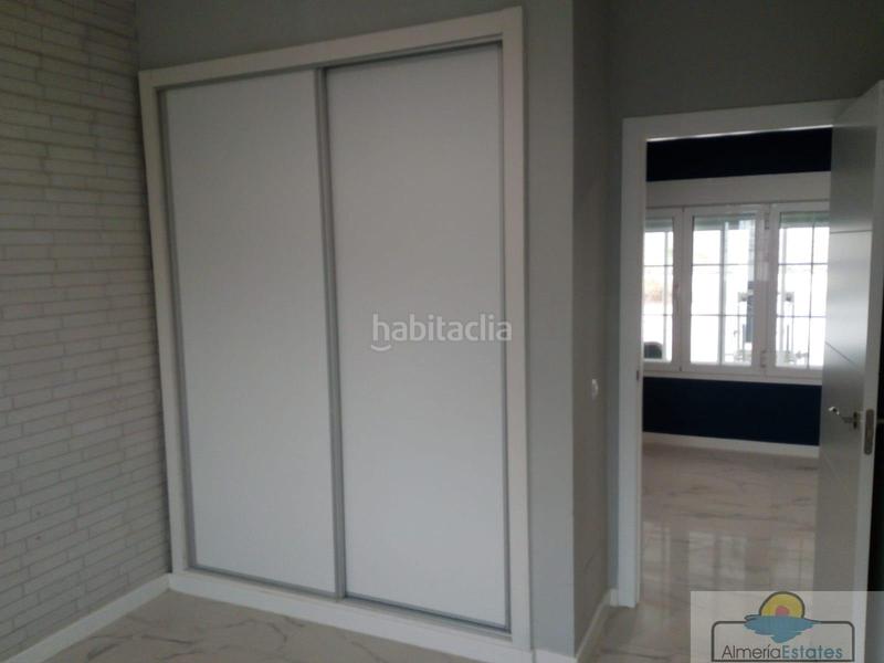 Foto 8aebfdc4-bd6f-48f8-8abb-16cb6c5d9dc2. Xalet amb piscina a Tíjola