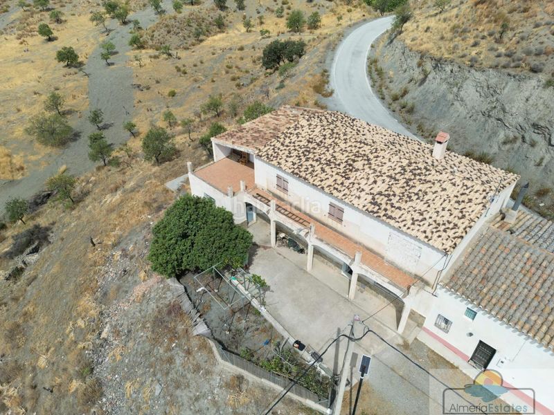 Foto cc0b79e7-7a6f-4874-923c-755668807e8f. Casa amb aparcament a Taberno