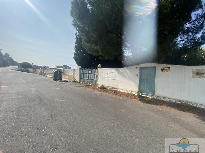 Foto 8acd6b64-4f28-4dee-b2df-218ea551a5e7. Nau industrial a Albox