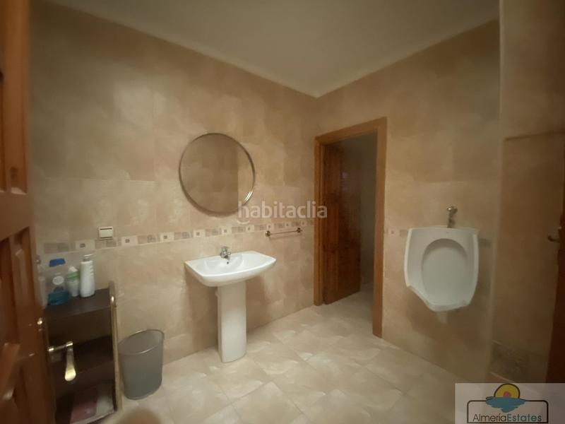 Foto da4b2484-3a3b-4809-9e97-154e97cdd7ef. Nau industrial a Albox