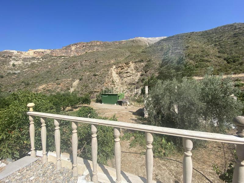 Foto 4a909744-3970-48a4-9613-f6a07adab67d. Chalet dans Albox