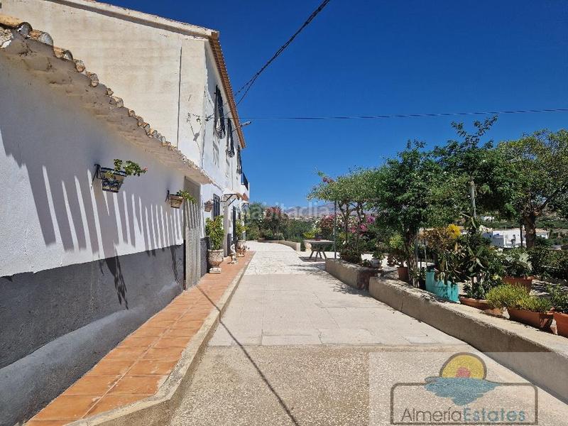 Foto 5b36554c-0d4d-40c1-9e51-e6c72864dd42. Xalet a Albox