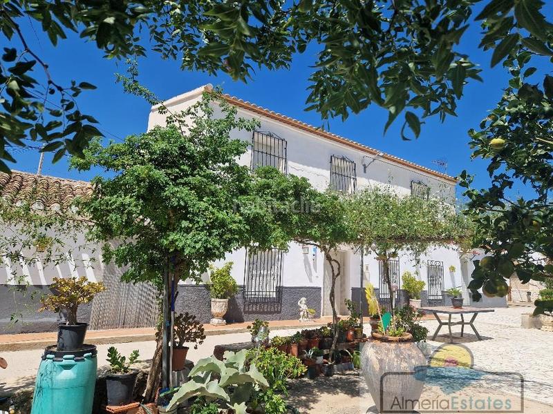 Foto bcb7c2d5-4872-4d35-ba1b-8ae281a50ddb. Xalet a Albox