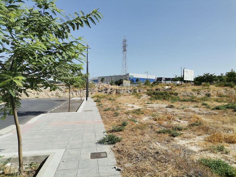 Foto b47057af-4815-4eb4-8b16-421a7e08c62b. Terreny residencial a Fines