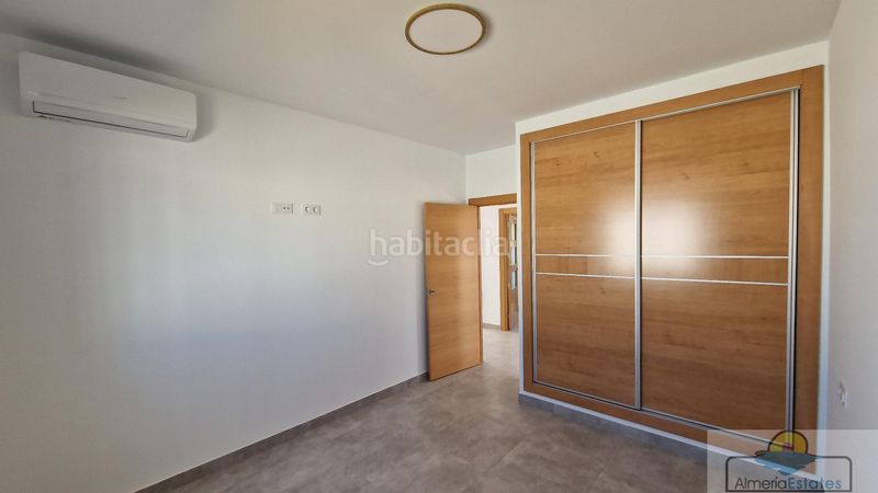 Foto 12b7d592-6e1e-4954-8baf-3d0f36ed5ce9. Lloguer xalet a Arboleas