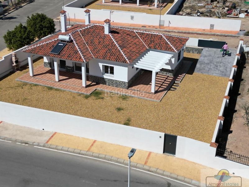 Foto 57ebb6ce-7b3e-435b-8979-680197029c56. Lloguer xalet a Arboleas