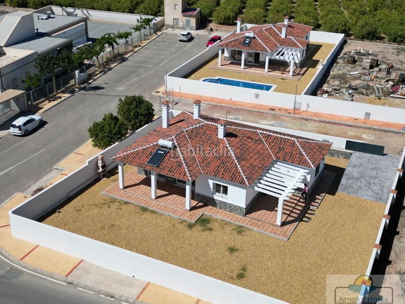 Foto 7a2b231a-9e4f-433b-9cd9-840b0a11f8fa. Lloguer xalet a Arboleas