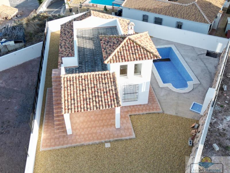 Foto 0477ac4f-3414-4d3c-a4c8-13498c99f336. Xalet amb piscina a Arboleas