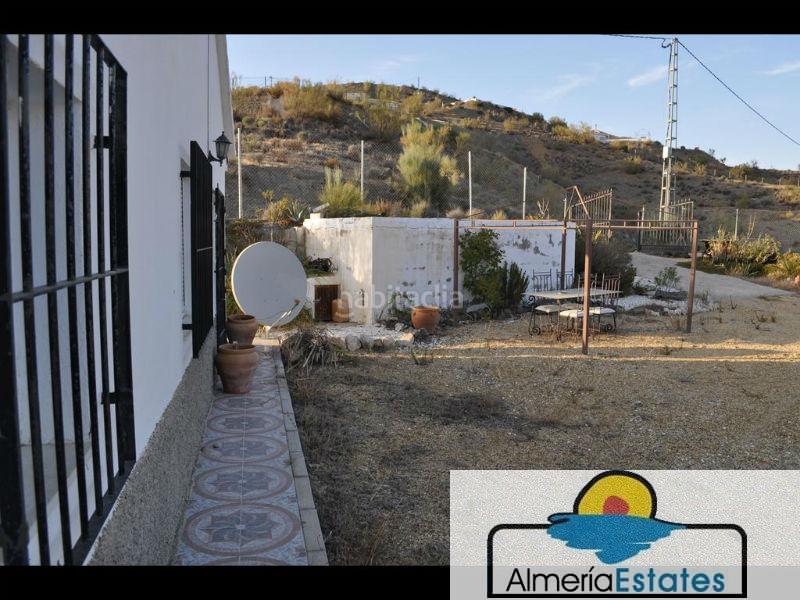 Foto 06845cf0-c61d-4318-aff3-54ebcb434fb4. Chalet dans Albox