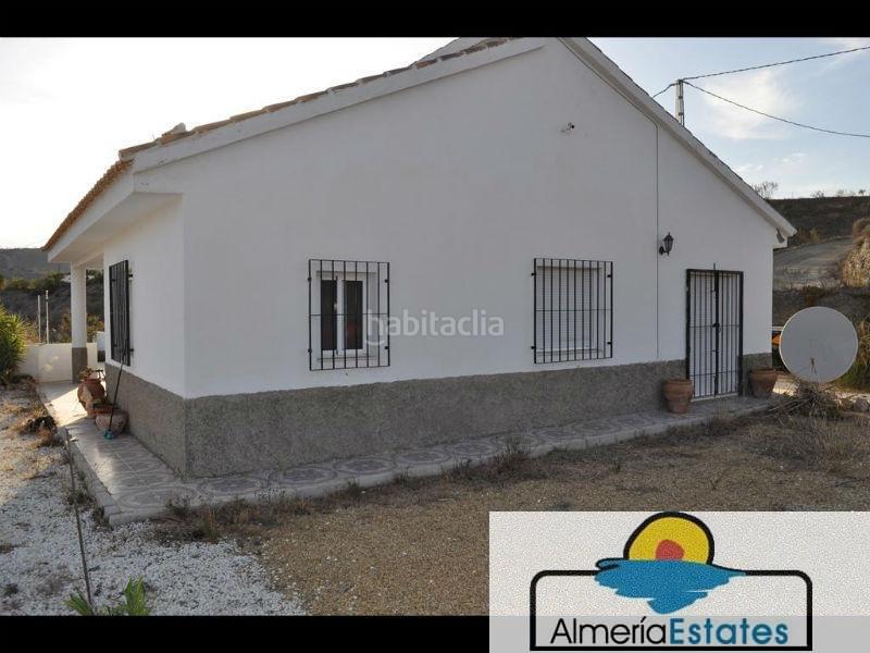 Foto 439c0ca4-fe13-4e5f-a1f5-325e00d44b58. Chalet dans Albox