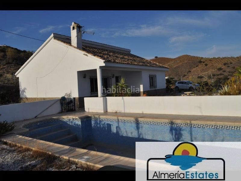 Foto 4d14bf05-3c6c-439b-9b91-56b370840b93. Chalet dans Albox