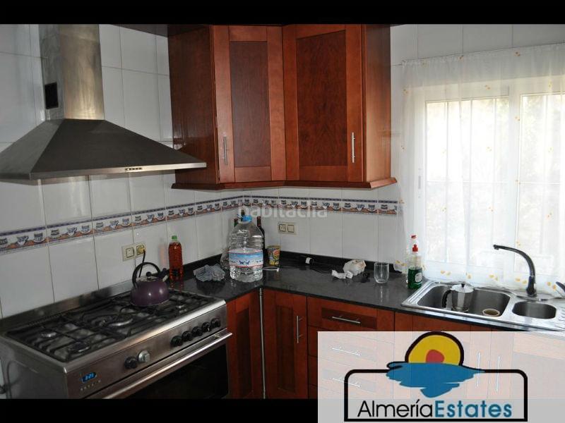 Foto 6875f967-2a26-4448-9798-3ffac3db1c90. Chalet dans Albox