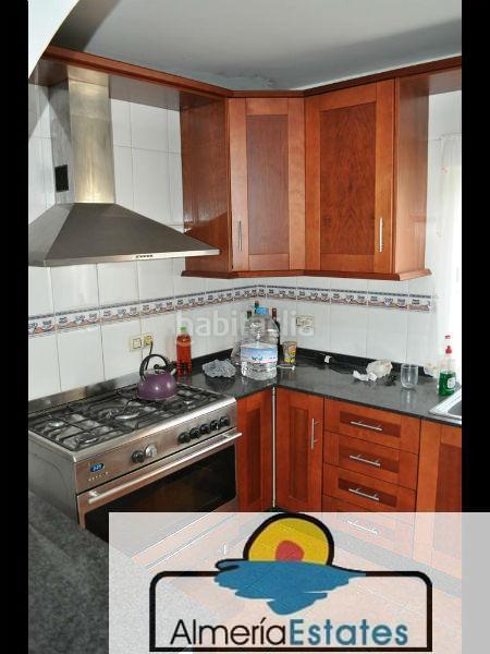 Foto e774b86a-57f5-472e-be7e-b2a906bf3632. Chalet dans Albox