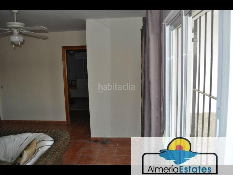 Foto fec66368-708f-4ada-8442-8ba98b441bde. Chalet dans Albox