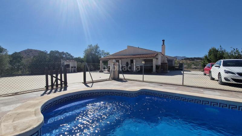 Foto a0d58d17-6b34-42e5-9704-9d8b241ff2f2. Chalet somontínvilla en Albox