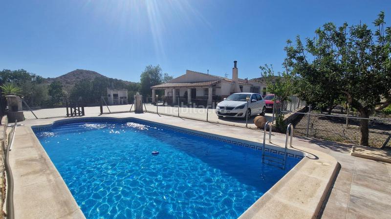 Foto f0099c61-cad6-498a-982b-237197c2e551. Chalet somontínvilla en Albox