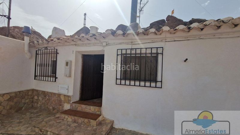 Foto 4651d283-13b6-4eb8-906d-b99fc926dbeb. Casa a Partaloa