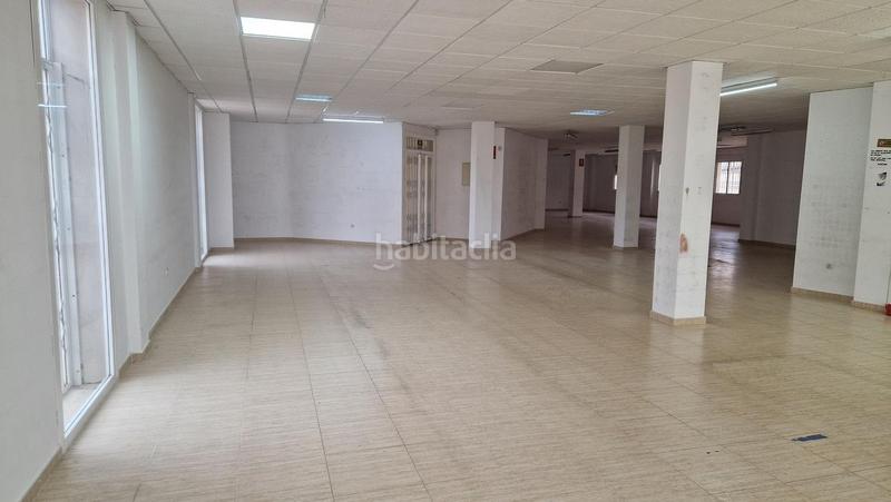 Foto d1f54922-bdd2-4cf3-9e97-14ef238c7757. Alquiler local comercial local en Albox