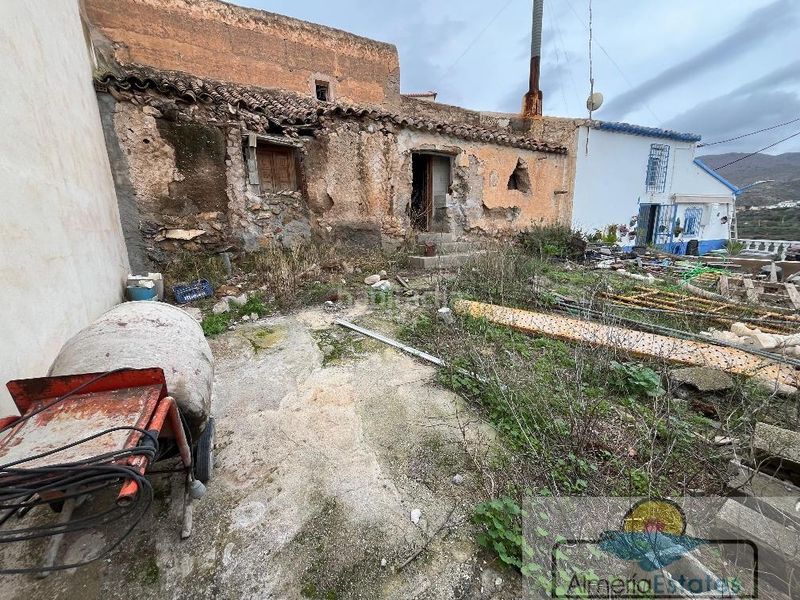 Foto 5ec071eb-f9da-4386-a8e6-15c76d205c9a. Casa in Oria