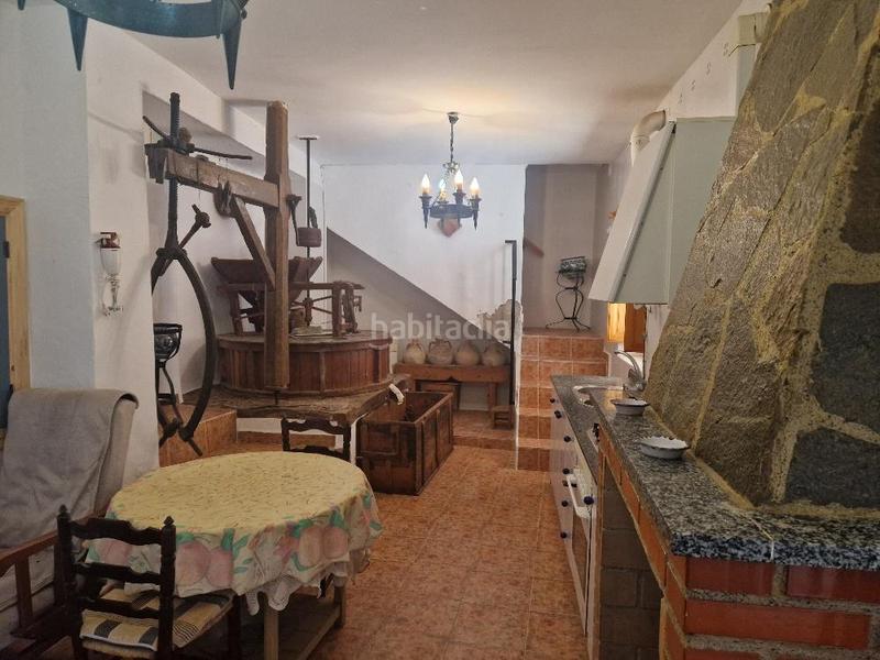 Foto 2d8390f3-374c-46a1-babb-7625a7086a7a. Casa con parcheggio in Albox