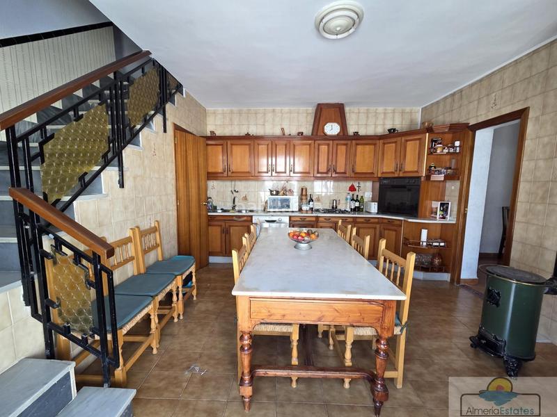 Foto a5ab7d09-8936-4dbf-9e8e-e7d328fce9de. Casa  en Albox