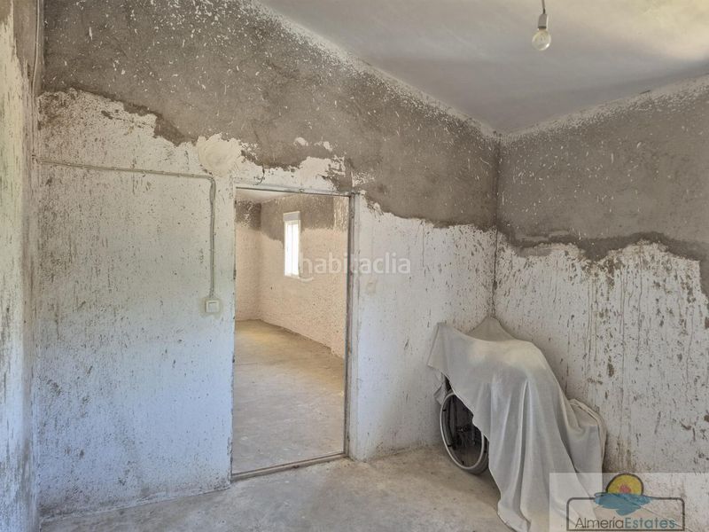 Foto bc4e687d-d380-41da-bd86-9ab9edd91139. Casa in Albox