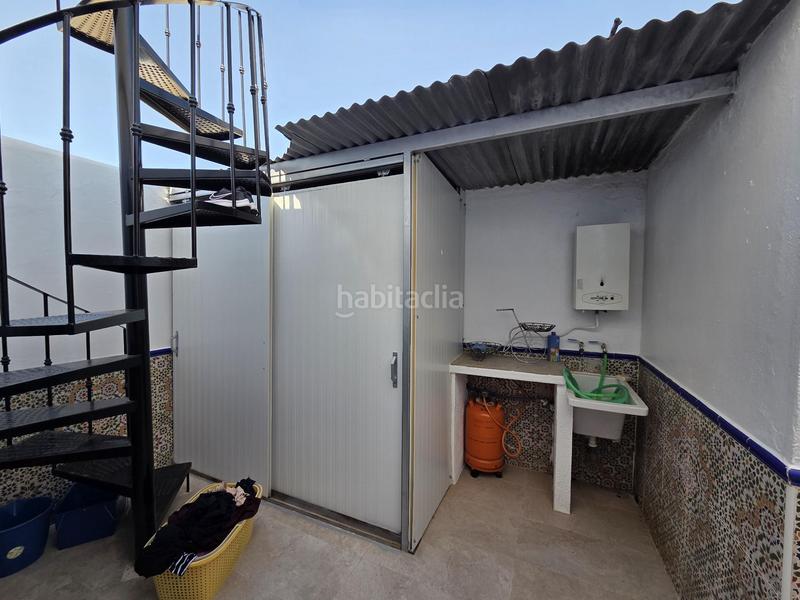 Foto a87eef46-df36-46bf-b3fb-ad856fafd382. Casa amb aparcament a Albox